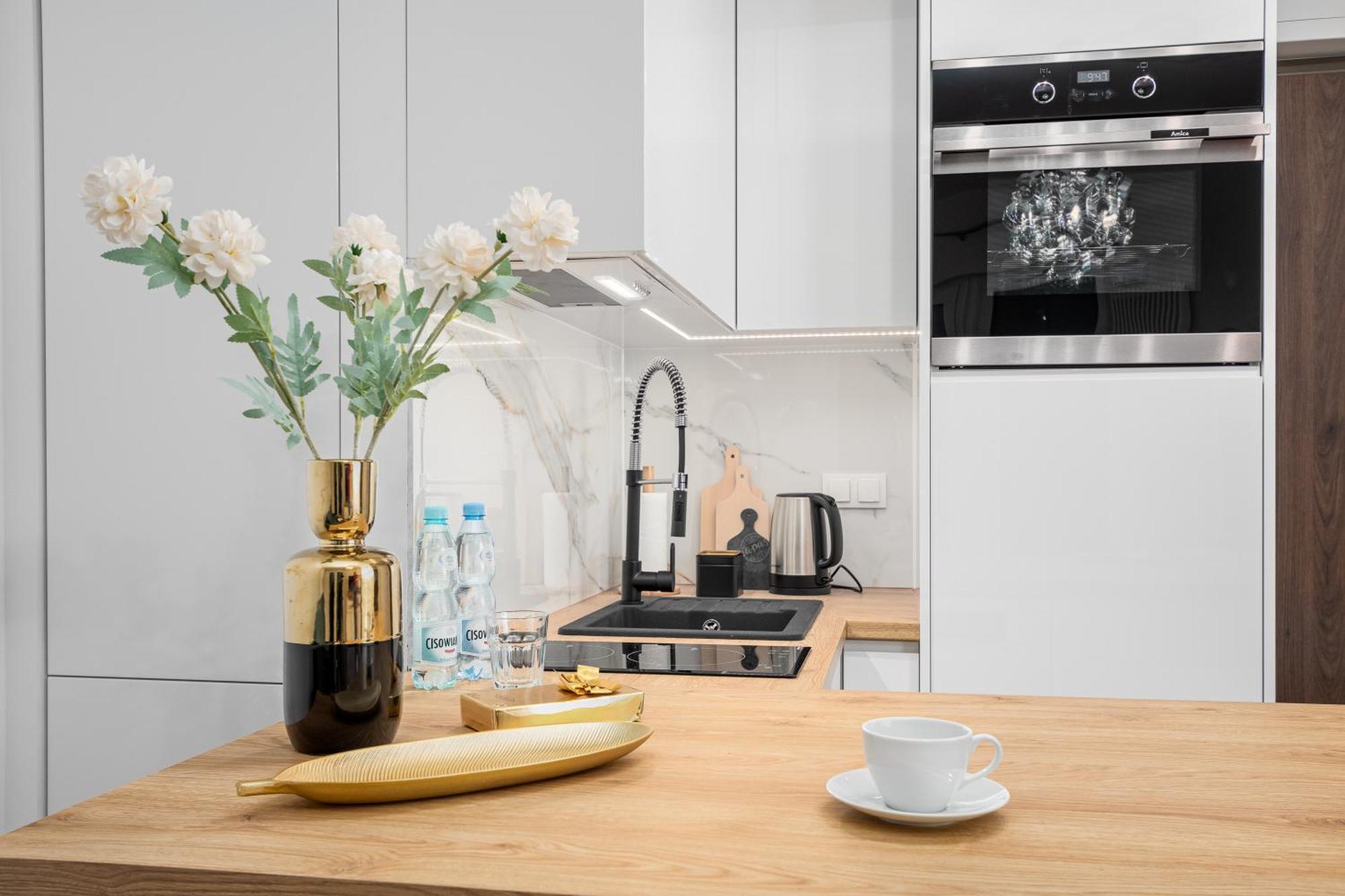 Apartamenty Dla Wszystkich Kasprzaka 29 Varsóvia Exterior foto